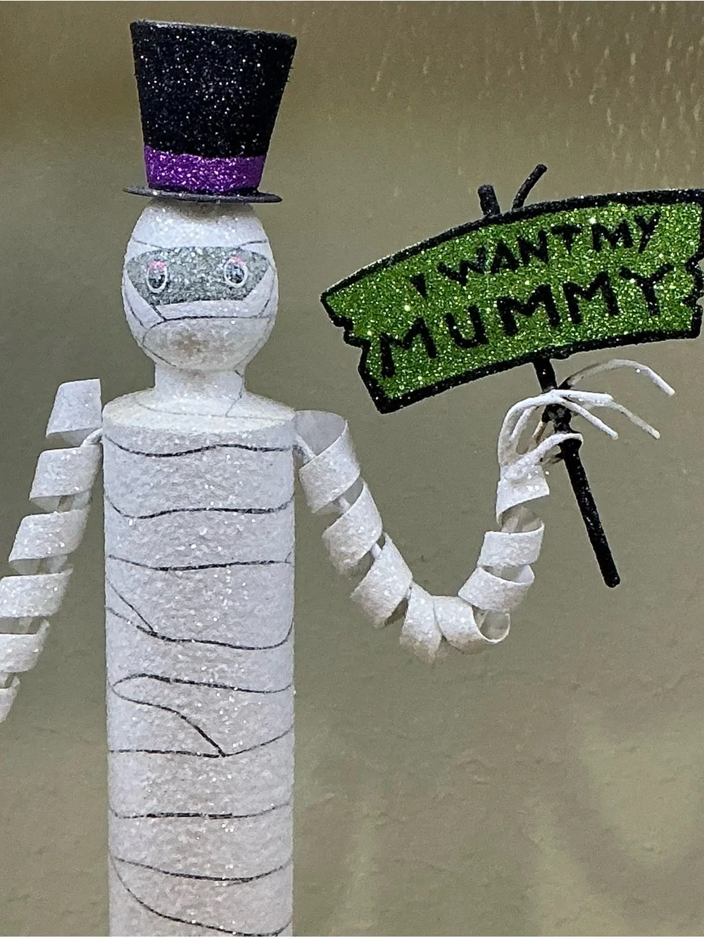 Pier 1 Imports Skinny Mummy Figurine 17” Halloween Decor Glitter Rare Vintage